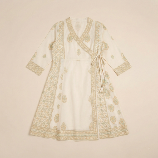 Ay-03 Ivory Block Print